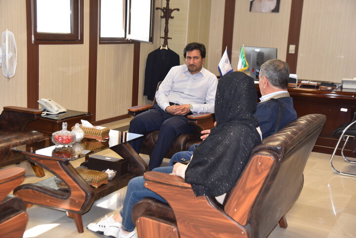 ملاقات مردمی