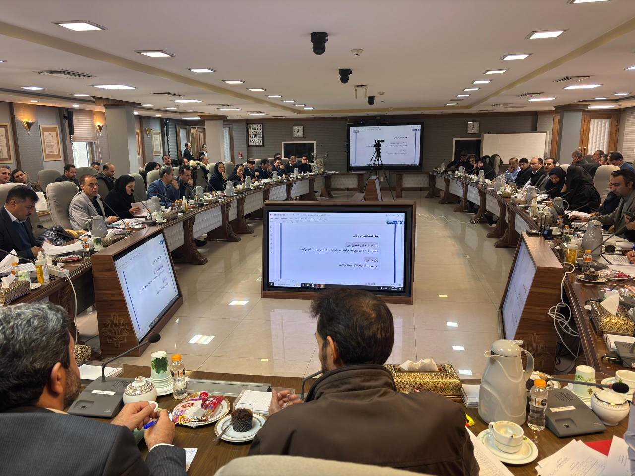 پایش و ارزیابی برنامه اصلاح نظام اداری دولت چهاردهم در بانک‌های دولتی