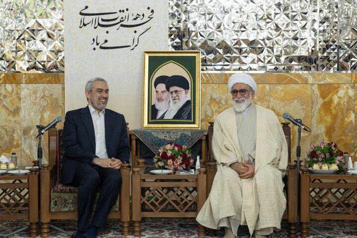 آیین معارفه مدیرعامل و هیأت مدیره منطقه آزاد تجاری-صنعتی سرخس