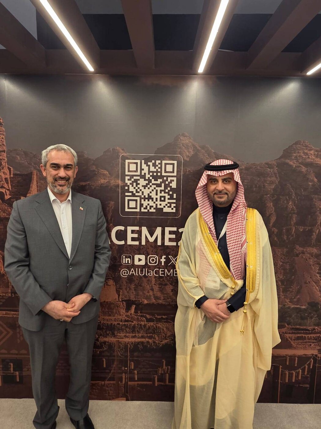 وزیر اقتصاد با رئیس صندوق  توسعه بین المللی اوپک دیدار کرد