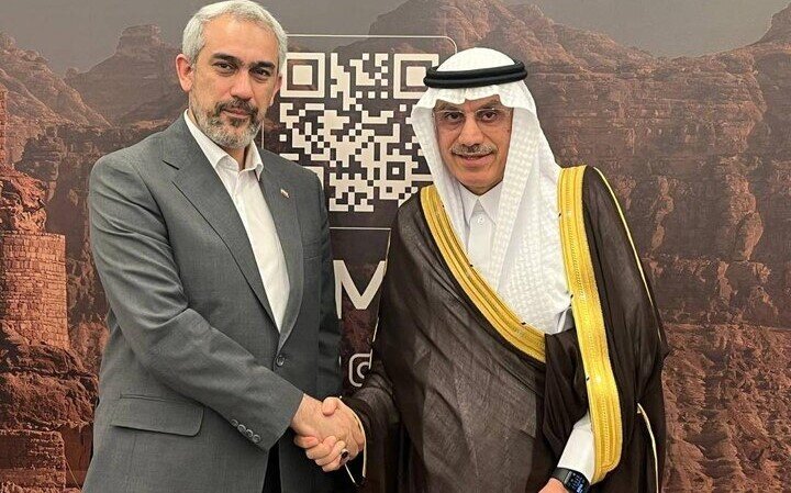 Economy Minister Meets with President of the IsDB