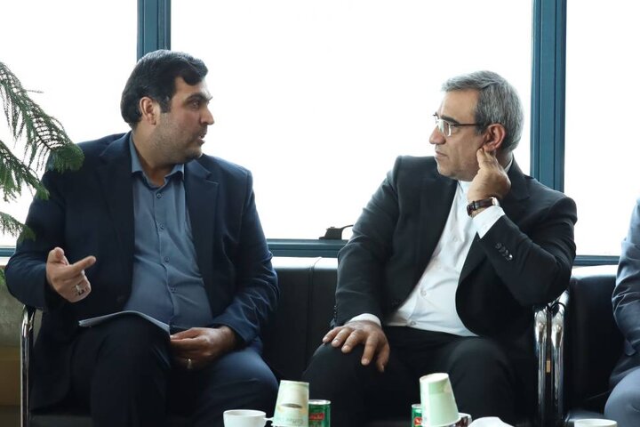 بازدید استان خراسان رضوی از مرکز خدمات سرمایه گذاری استان