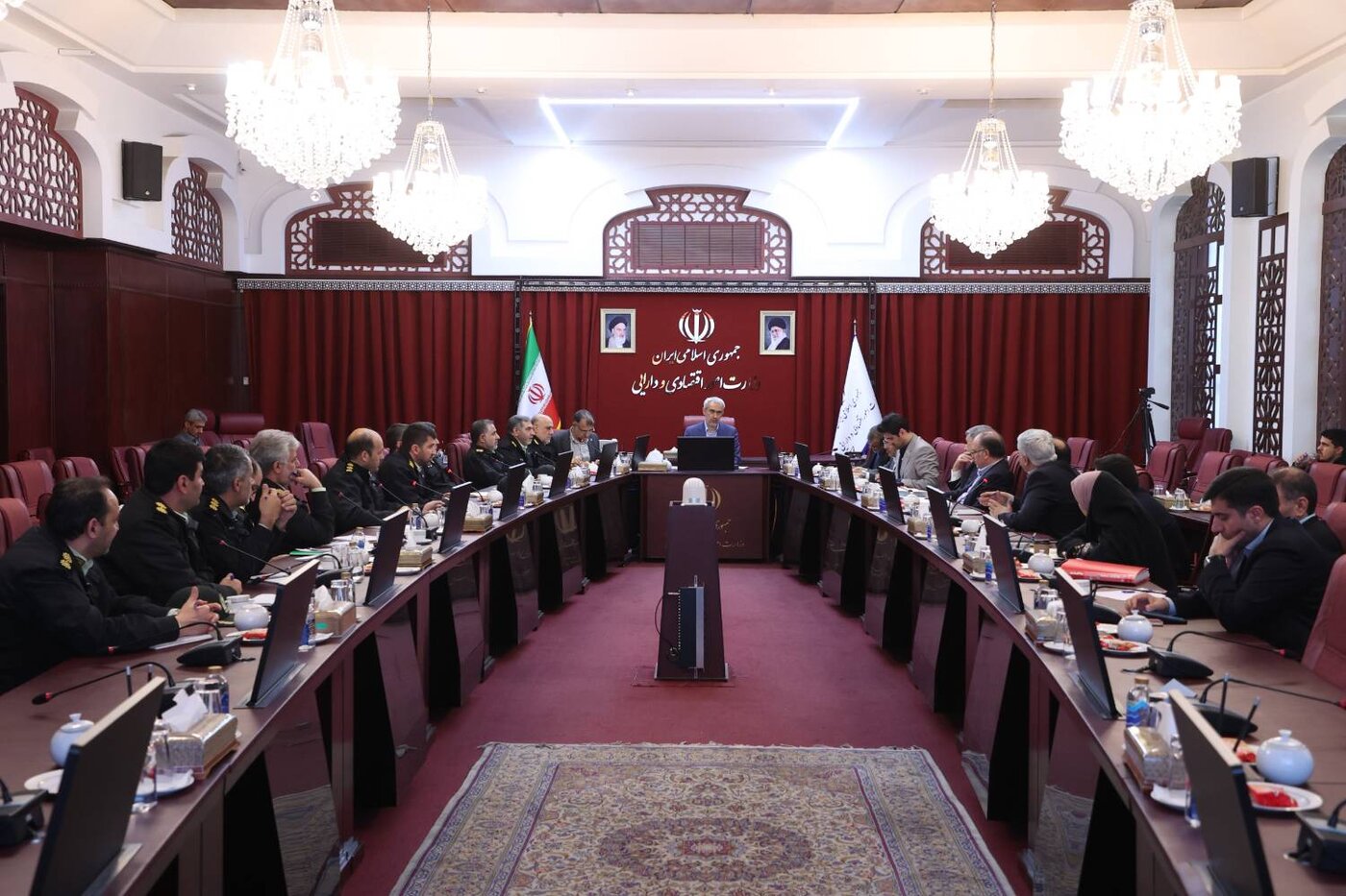 نشست تخصصی مشترک وزارت اقتصاد و پلیس امنیت اقتصادی