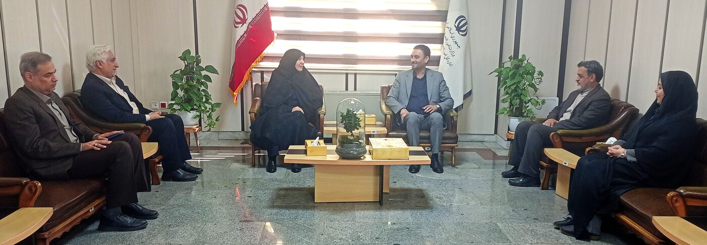 دیدار مدیران صمت و اقتصاد دارایی قم بر محور توسعه همکاری‌های اقتصادی