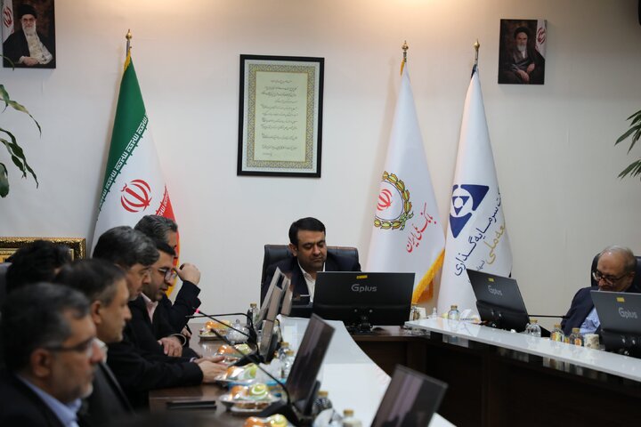 تأکید مدیرعامل بانک ملی ایران بر تداوم واگذاری‌ها و استقرار حاکمیت شرکتی