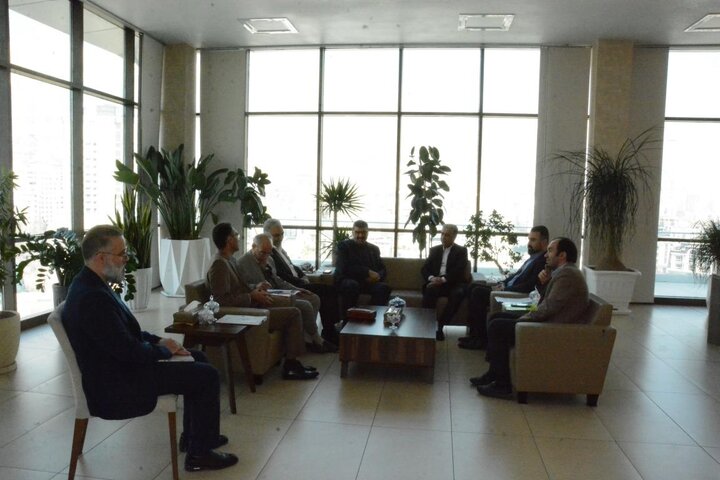 امضای تفاهم‌نامه همکاری بانک صنعت و معدن با مرکز وکلا و کارشناسان قوه قضاییه