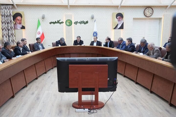 تقویت رقابت‌پذیری و توسعه صادرات در آذربایجان‌غربی