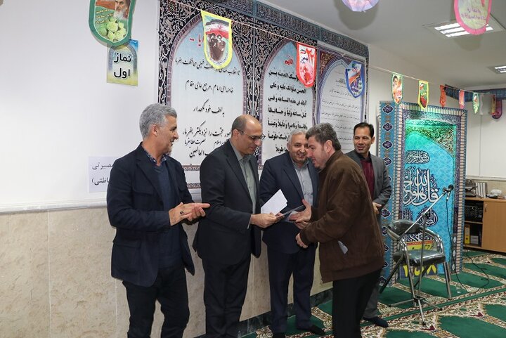 گزارش تصویر