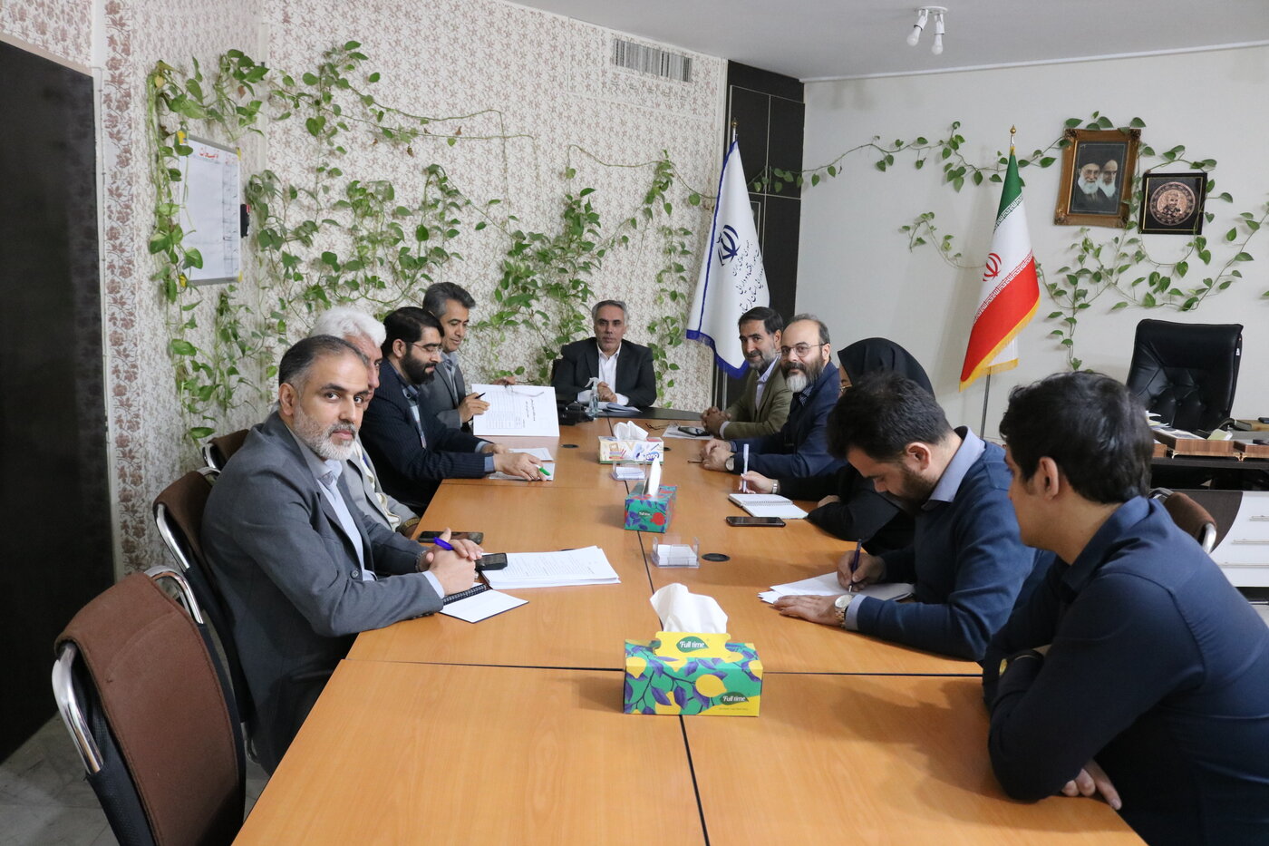 بررسی ساختار کمیته پدافند غیرعامل و ارزیابی عملکرد در نشست تخصصی اداره‌کل امور اقتصادی و دارایی لرستان