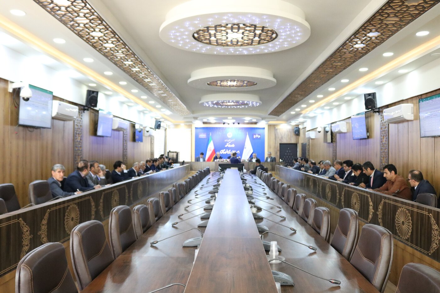 تحقق ۲۲.۲۳ درصدی سهم لرستان تا پایان دومین جلسه کمیته استانی