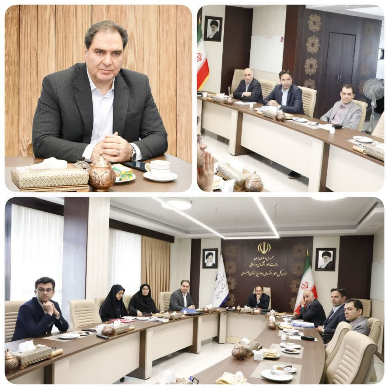 پرداخت خسارت به ۲۰۵۰ خودروی آسیب‌دیده جنگ رمضان در اصفهان
