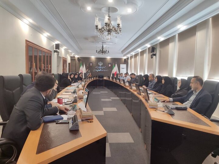 نشست های آموزشی ادارات مرکز سال 1405 (وظایف مرکز مدیریت بدهی‌ در رابطه با قانون بودجه سال 1405 کل کشور  )