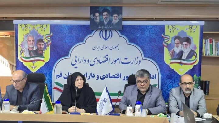 آمادگی شبکه بانکی قم برای میزبانی از زائران مراسم تشییع رهبر شهید