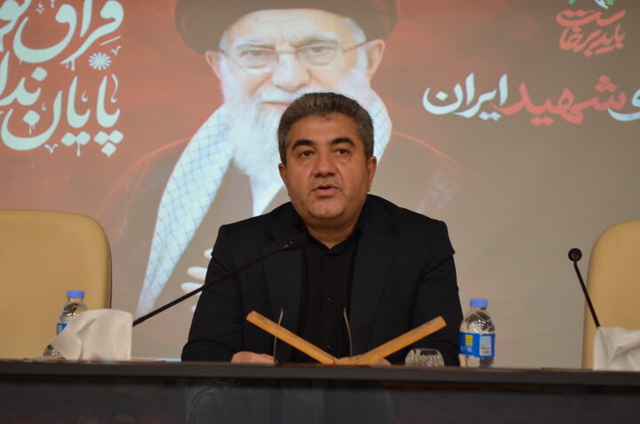 مدیر کل امور اقتصادی و دارایی استان؛
منابع بانکی تولیدکنندگان، در استان سمنان متمرکز گردد