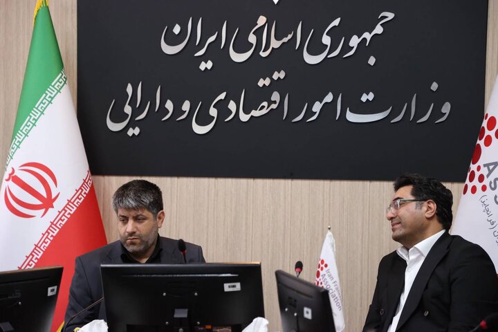 امضای تفاهم نامه همکاری بین وزارت اقتصاد و انجمن فرانچایز ایران