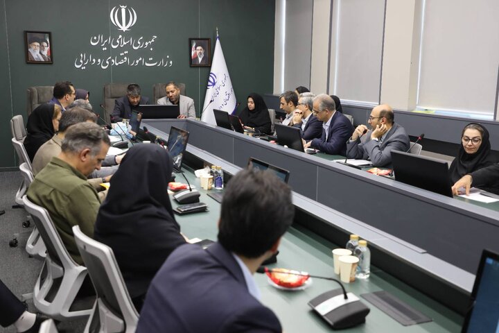 نهمین جلسه هماهنگی و بررسی عملکرد موسسات عامل در پرداخت تسهیلات حمایت از حفظ اشتغال بنگاه های اقتصادی در شرایط اضطرار