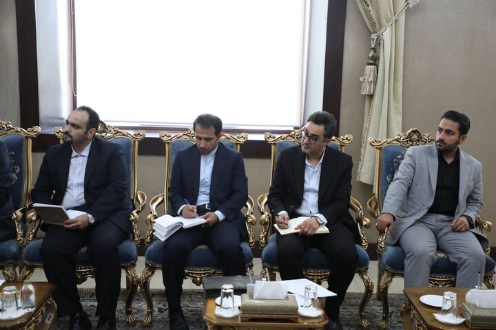 دیدار وزیر اقتصاد با سفیر چین در ایران