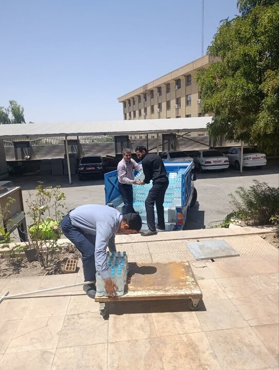 ثبت لحظاتی از زحمات همکاران و تلاش شبانه‌روزی کمیته های پشتیبانی در تأمین پذیرایی و اسکان مهمانان در مراسم تشییع آقای شهید ایران در شهر مقدس قم