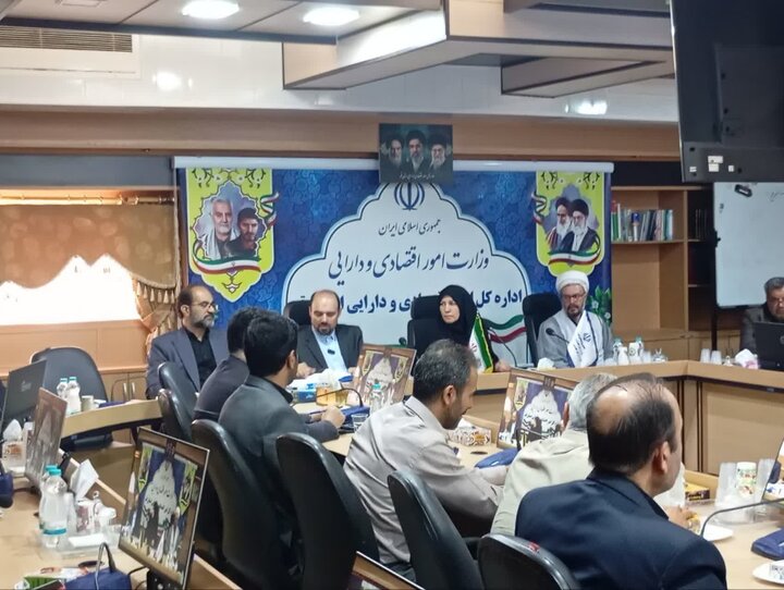 تجلیل از عوامل اجرایی میزبانی در مراسم تشییع رهبر شهید