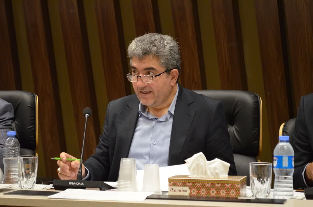 مدیر کل امور اقتصادی و دارایی استان سمنان؛
تعهد ۱۷/۸ همتی درآمد دستگاه های اجرایی استان