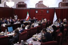 دیدار وزیر اقتصاد با اعضای مجمع کارآفرینان ایران