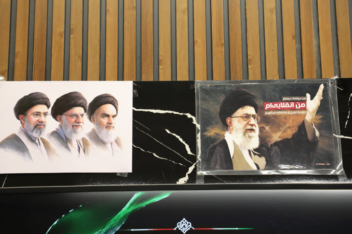 نمایشگاه عکس و آثار رهبر شهید ایران