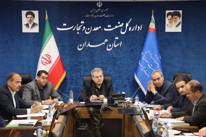 دومین نشست ستاد درآمد استان همدان با هدف بررسی راهکارهای تحقق درآمدهای استانی برگزار شد