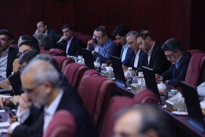 نشست تسهیل تأمین مالی و سرمایه‌گذاری پروژه‌های اولویت‌دار کشور