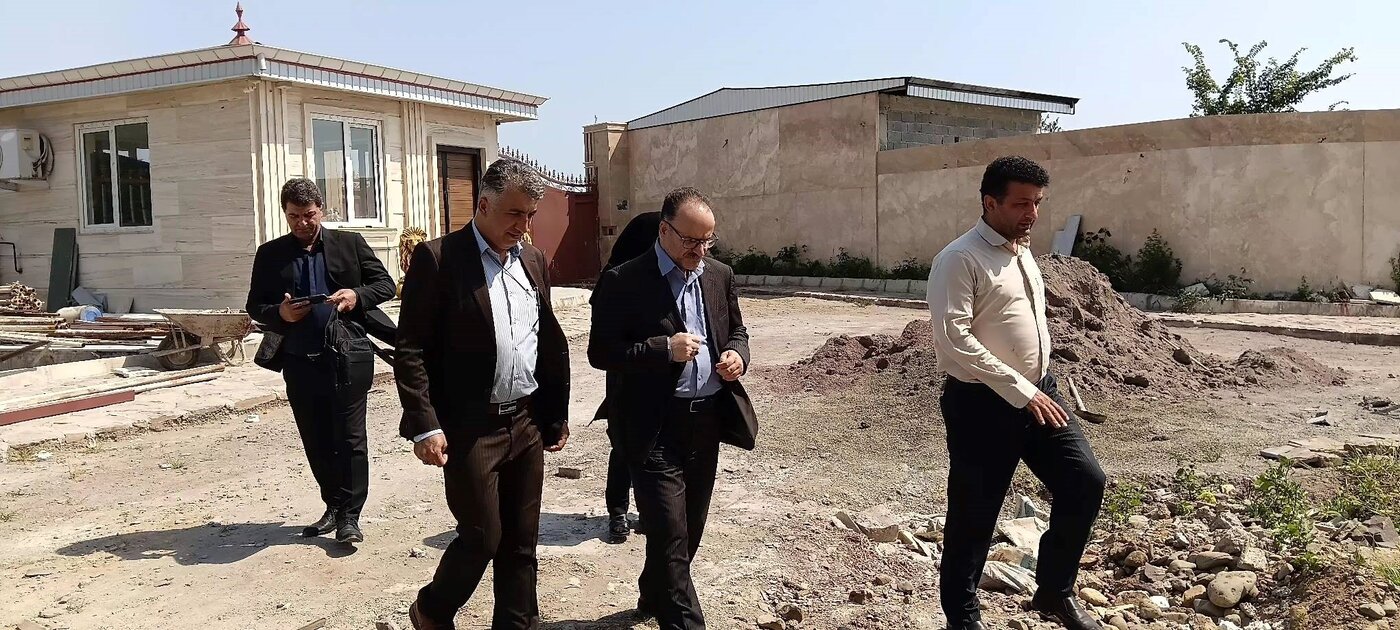 بازدید مدیرکل امور اقتصادی و دارایی گیلان از هتل شاد با هدف بررسی موانع اجرایی و حمایت از توسعه گردشگری
