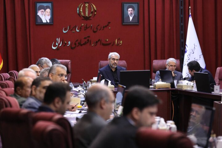 هفتاد و ششمین جلسه کمیسیون اقتصاد هیئت دولت در دولت چهاردهم