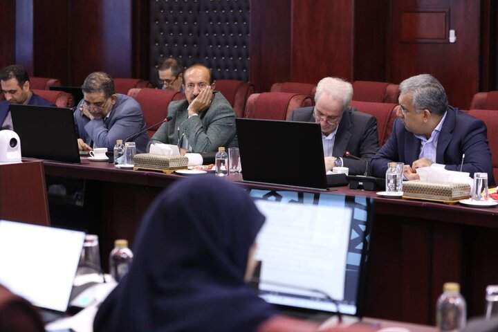 هفتاد و ششمین جلسه کمیسیون اقتصاد هیئت دولت در دولت چهاردهم