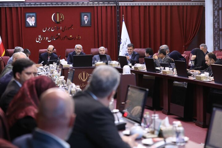 هفتاد و ششمین جلسه کمیسیون اقتصاد هیئت دولت در دولت چهاردهم