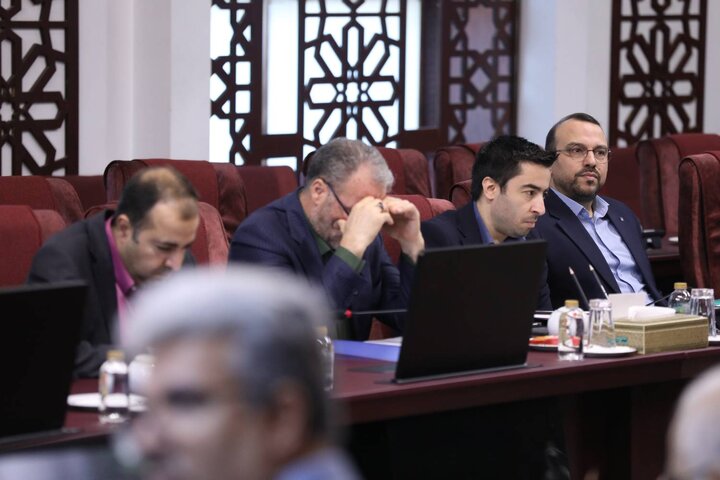 هفتاد و ششمین جلسه کمیسیون اقتصاد هیئت دولت در دولت چهاردهم