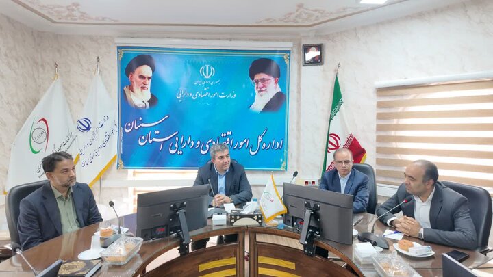 مدیر کل امور اقتصادی و دارایی استان سمنان؛
جلب اعتماد عمومی؛ کلید دستیابی به رشد ۸ درصدی اقتصاد