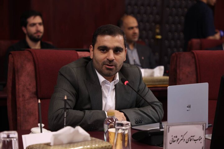 نشست مشترک وزیر اقتصاد با دبیر شورا و مدیران مناطق آزاد