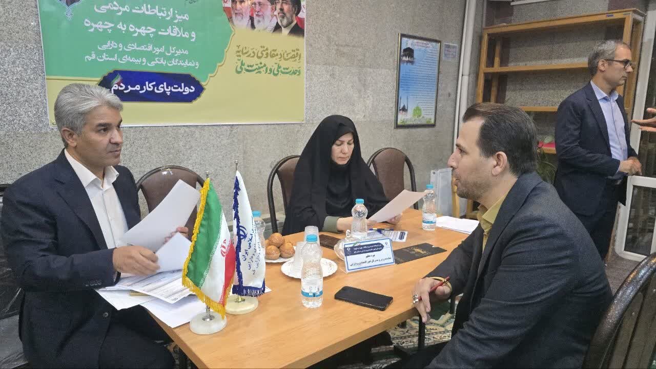 نخستین شب میز ارتباطات چهره‌به‌چهره با فعالان اقتصادی قم برگزار شد