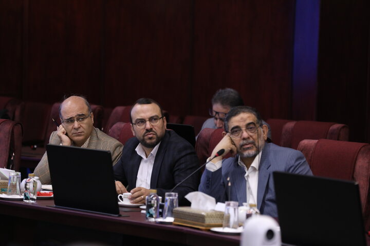 هفتاد و هفتمین جلسه کمیسیون اقتصادی دولت
