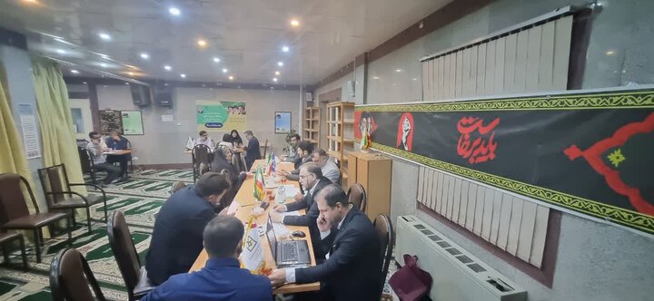 آلبوم تصویری برگزاری دومین میز خدمت شبانه اداره کل اقتصاد و دارایی قم ویژه متقاضیان تسهیلات