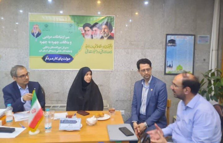 گزارش تصویری برگزاری سومین میز خدمت متوالی  در اداره کل اقتصاد و دارایی قم ویژه رفع موانع دریافت تسهیلات تبصره ۲ و تسهیلات شرایط اضطرار