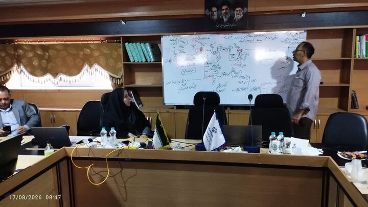 دهمین جلسه فنی تخصصی ذیحسابان با محوریت آموزش مراقبت‌های ذیحسابان در فرآیند مناقصه برگزار شد