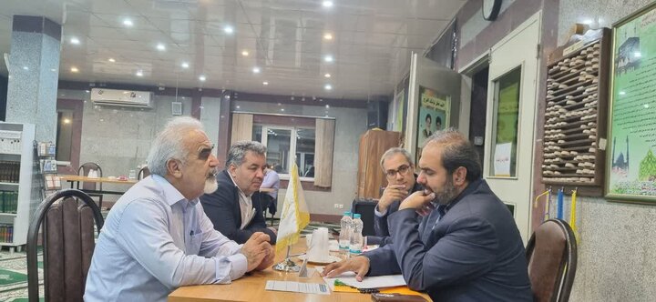 آلبوم تصویری برگزاری دومین میز خدمت شبانه اداره کل اقتصاد و دارایی قم ویژه متقاضیان تسهیلات