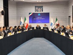 صنعت بیمه باید در بازسازی و نوسازی اقتصاد پیشرو باشد