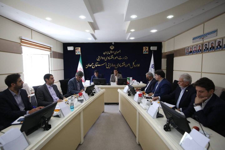 نشست فصلی شورای هماهنگی شرکت‌های بیمه استان همدان برگزار شد