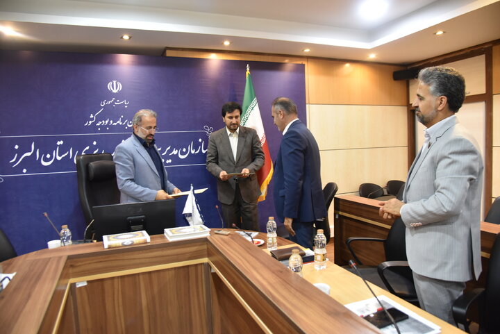 تقدیر از مدیر کل مالیاتی