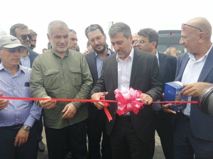 فاز نخست واحد تولید محصولات زنجیره هیدروکربنی و شیمیایی در منطقه ویژه اقتصادی لامرد افتتاح شد