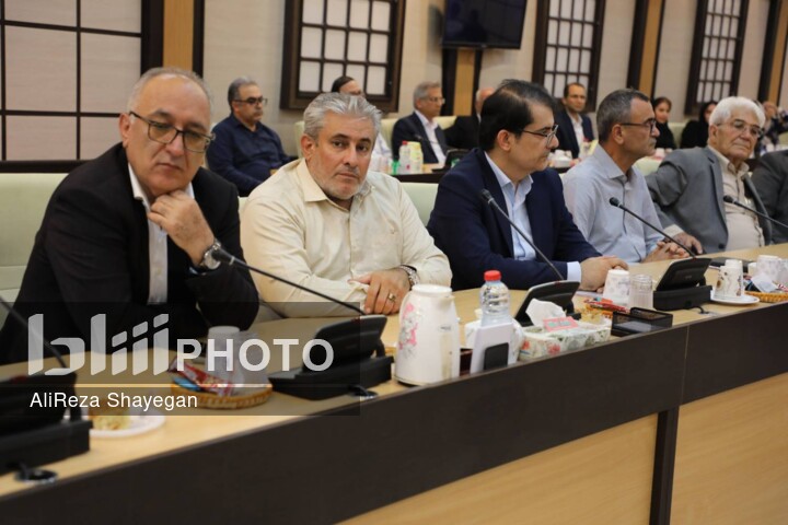 سفر یک‌روزه وزیر اقتصادبه استان بوشهر در هفته دولت