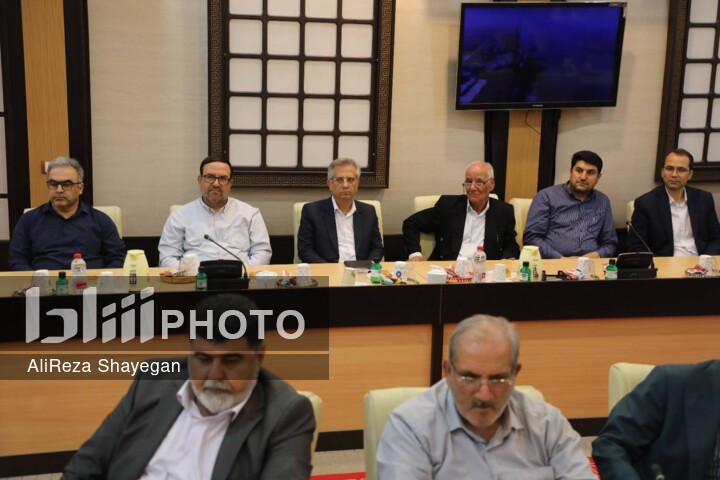 سفر یک‌روزه وزیر اقتصادبه استان بوشهر در هفته دولت