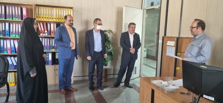 آلبوم تصویری تبریک روز کارمند به همکاران گرانقدر توسط معاونان محترم