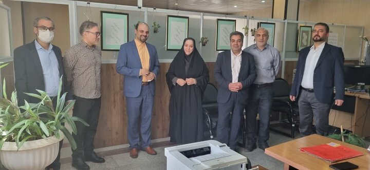 آلبوم تصویری تبریک روز کارمند به همکاران گرانقدر توسط معاونان محترم