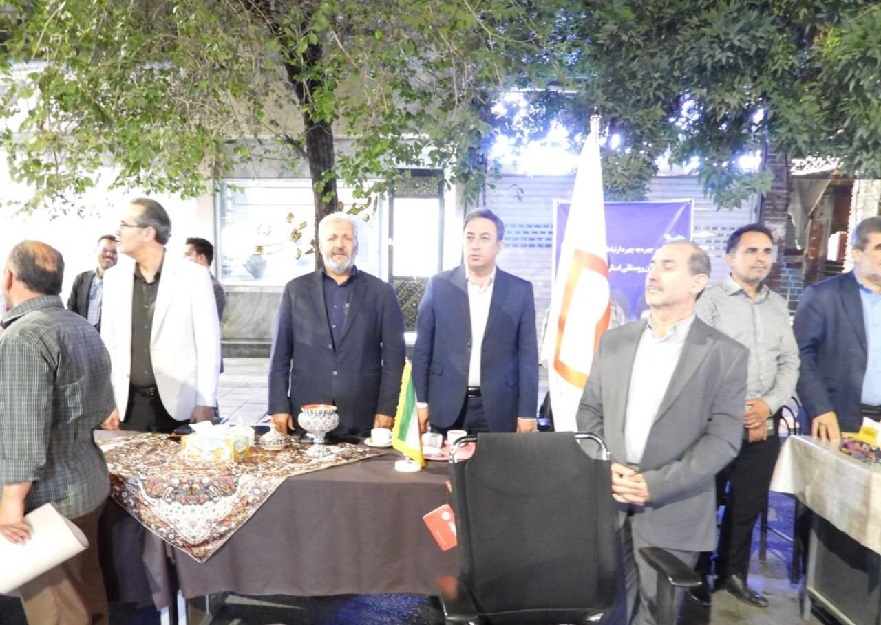 میز ارتباطات مردمی اداره کل امور اقتصادی و دارایی آذربایجان‌غربی به مناسبت هفته دولت